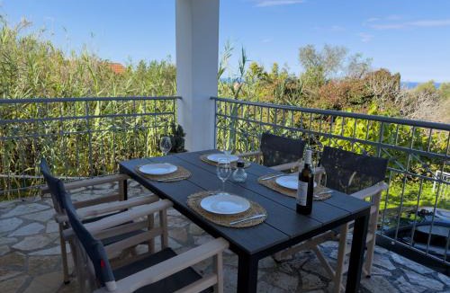 Antipata Villa | Artemis Villa