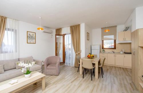 Lazi Apartment | Arvala Apartments
