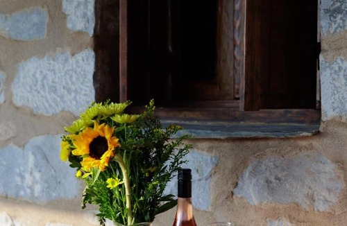 Vatheia Bed & Breakfast | Aspalathos guest rooms