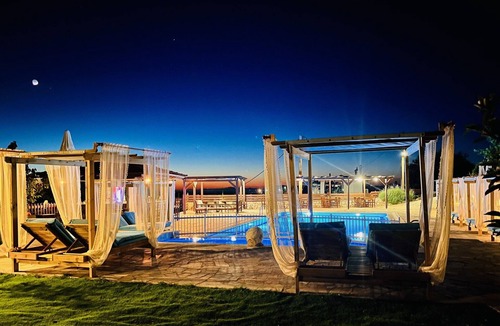 Embonas Apartment | Ataviros Hotel