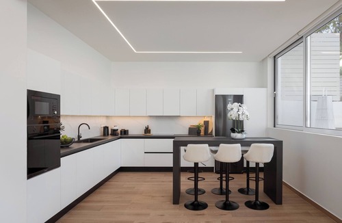 Voula Apartment | Athena's Lemon Grove Glyfada