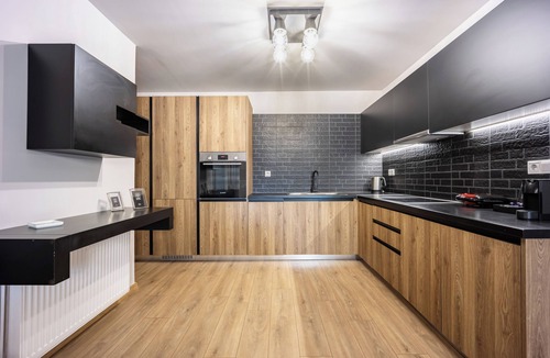 Voula Apartment | Athenean Pool Break