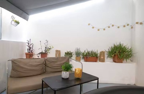 Kolonaki Apartment | Athens Central Jacuzzi Retreat