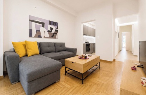 Mousio Apartment | Athens City Escape - 2 BDRM Apartment