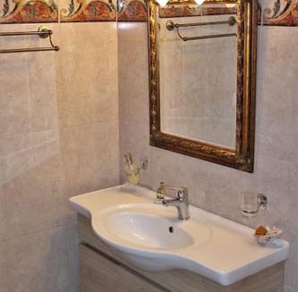 Varkiza Apartment | Athens Riviera coast apartment