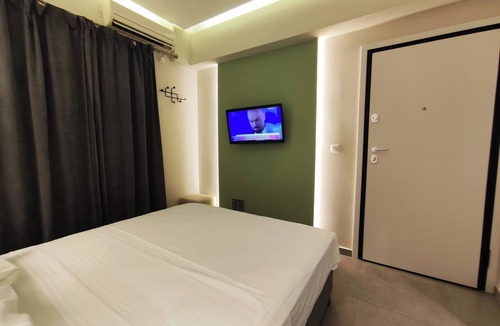 Kypseli Hotel | Athens Stay 15 Hotel-Style Room & King Bed