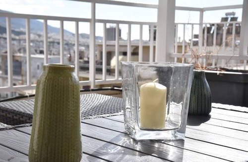 Ampelokipoi House | Athens Tiny rooftop by Super Host Hub
