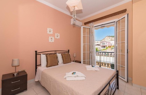 Zakynthos Town Apartment | Athina's Maisonette