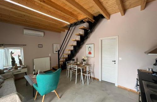 Loutsa House | Attic View