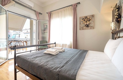 Attiki Apartment | Attiki Haven – 4BR Stay Steps from Metro by ΜΡS