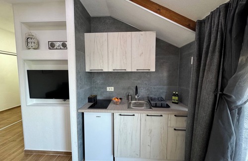 Karuc Apartment | Authentic MNE stone villa with renovated apartments - 10 min to Lake Skadar
