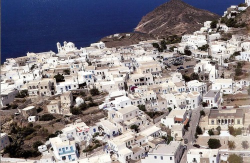 Plaka House | Authentic traditional cycladic house in Plaka