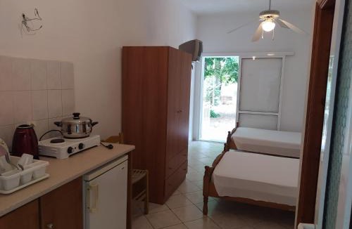 Kokkinon Neron Apartment | Avli Studios