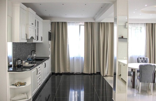 Mirac House | Awesome home in Kotor