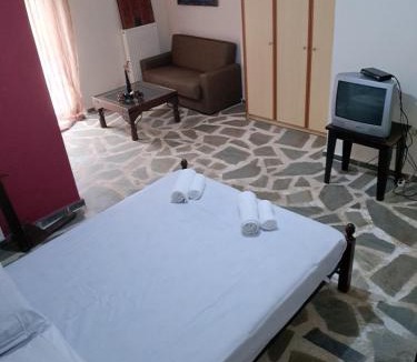 Chalcis House | Aylida House