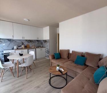 Radanovici Apartment | AZA holiday