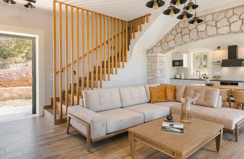 Fiskardo Villa | Azamara - Three Bedroom Villa, Sleeps 6