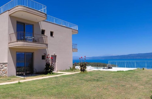 Sparton Apartment | Azure - KLIO Suite with sea view