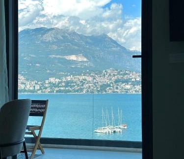 Igalo Apartment | Azurno Pristaniste 1