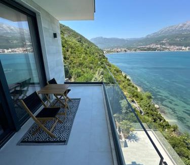Igalo Apartment | Azurno Pristaniste 2