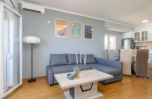 Utjeha Apartment | Azzurro Apartment in Utjeha