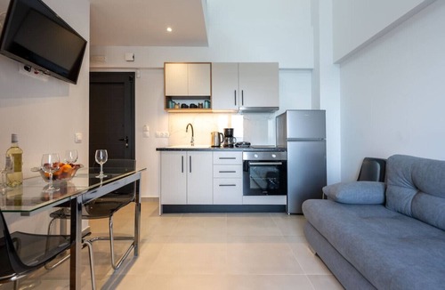 Nea Propontida Apartment | Azzurro e Verde Deluxe Suite 5