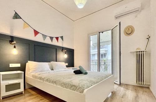 Petralona Apartment | B&B house apartments