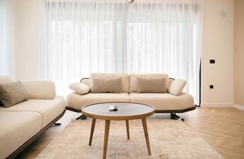 Gjerana Bed & Breakfast | B&B Lovac Hasa