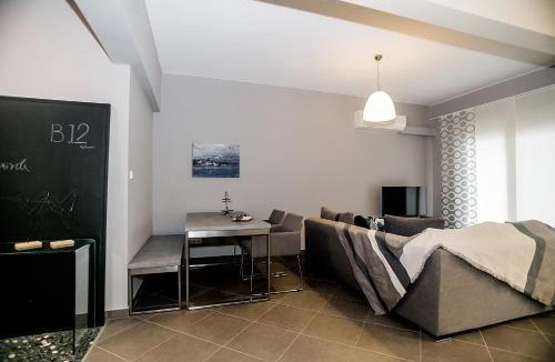 Alexandroupoli Apartment | B12 new & modern seafront apartment