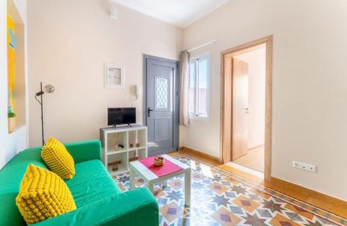 Piraeus Apartment | B2 Porto Living