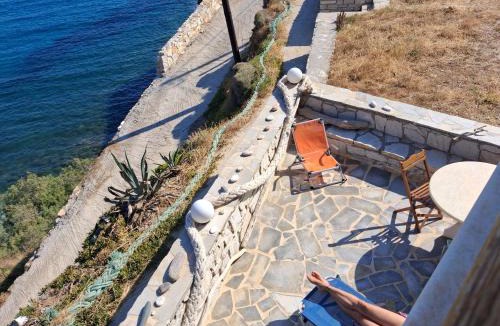 Apollonas Apartment | Balcony to Aegeon 4
