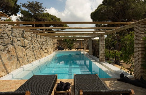 Mykonos Town Villa | Baroness in Mykonos with 5 bedrooms and 4.5 bathrooms