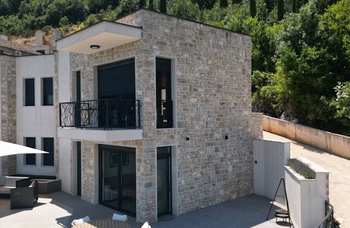 Igalo Apartment | Bay View Village - Villa Eléanore 2