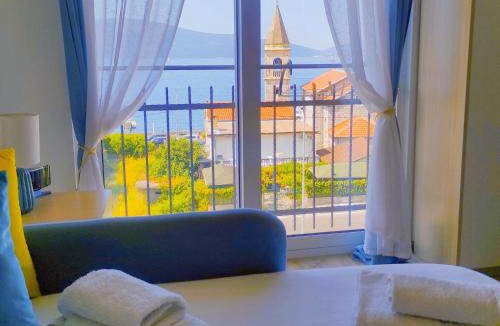 Tomicici Apartment | Bayview Apartments Tivat Montenegro