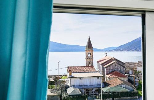 Tomicici Apartment | Bayview Apartments Tivat Montenegro