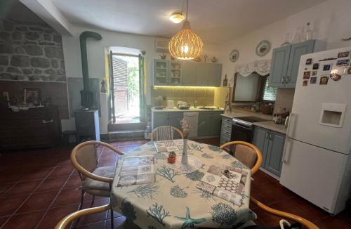 Perast Apartment | Be happy in Perast