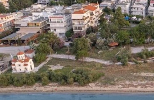 Agia Triada Apartment | Beach House Deluxe 2-Bedroom apartment Aghia Triada