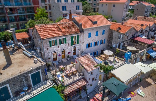Przno House | Beachfront Apartment With Beautiful Kitchen Przno Budva