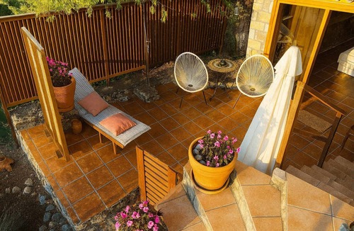 Avia Apartment | Beachfront Avia Nest - Aspa's Getaway