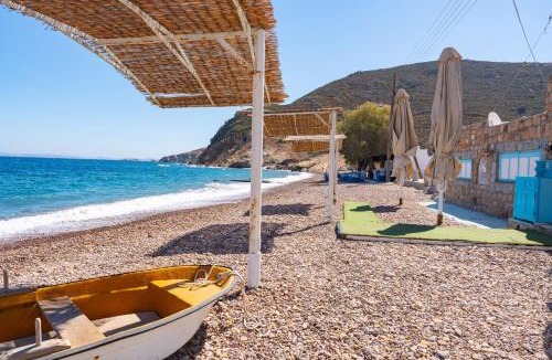 Patmos House | Beachfront Lampis Dolphin 4