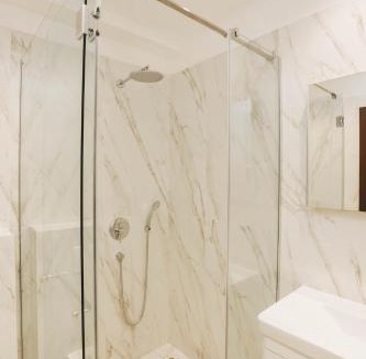 Becici Apartment | Beachfront luxury apartment