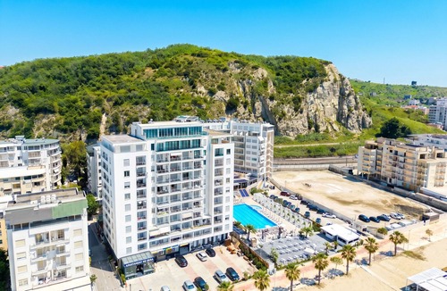 Durres Apartment | Beachfront- Sea View Holiday Home 105