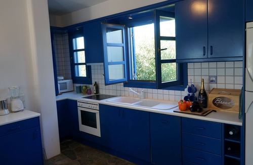 Paros Villa | Beachfront Villa close to Kite Surf with BBQ, Garden and Seaview