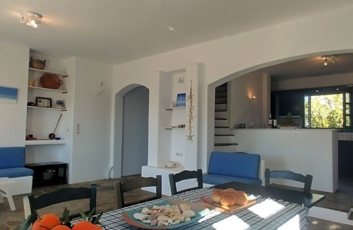 Paros Villa | Beachfront Villa close to Kite Surf with BBQ, Garden and Seaview