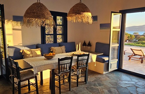 Paros Villa | Beachfront Villa close to Kite Surf with BBQ, Garden and Seaview