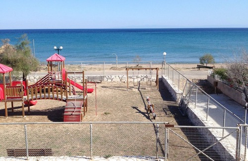 Mastichochoria Villa | Beachfront Villa, Komi, Greece