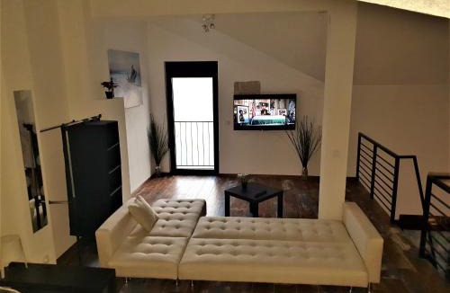 Orahovac House | Beachfront Villa Nautica