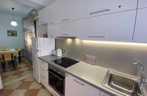 Durres Apartment | Beautiful 1 bedroom apartment right on Durres beach