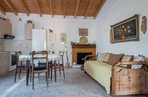 Pythagorio House | Beautiful cottage house at Mesokampos