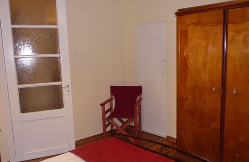 Kallithea Apartment | Beautiful, sunny old building on the park, perfect location between the sea and the center